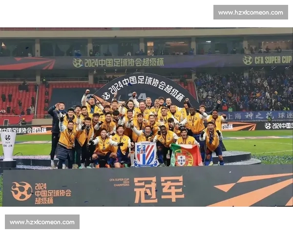 今晚激战一触即发，顶级球队争夺胜利谁能笑到最后